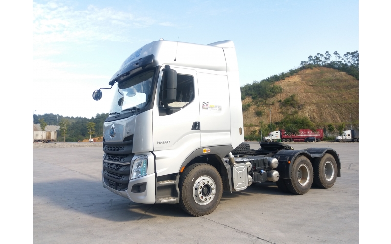 Xe đầu kéo CHENGLONG H7 420HP (Cầu dầu)